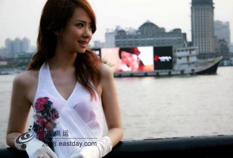 无缘奥运开幕直播 型秀<em>美女戚薇</em>关注主题歌[图