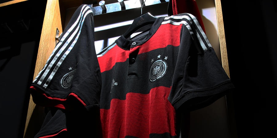 德国队队服：欧洲杯最具魅力的球衣