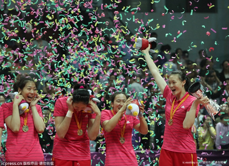 <em>2013年中国</em>国际<em>女排精英赛</em>:<em>中国</em>3-1古巴-东方