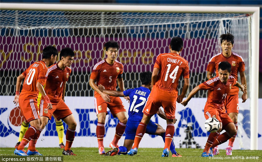 2014仁川亚运会男足1\/4决赛:中国0-2泰国