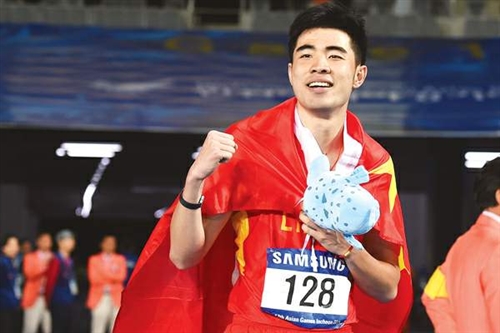 亚运会110米栏中国八连冠 谢文骏惊险逆转摘金