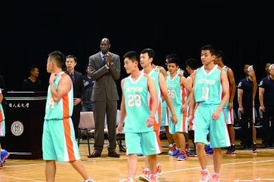 ���������˴󵱡���ʦ������ ǿӲ���ʸ�Ⱦ��Ա