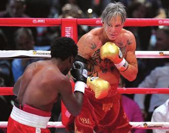 62׻صǫ̃̄ 4KOֻΪǮ