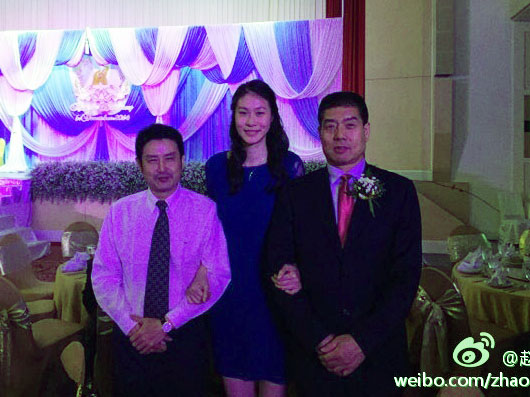 女排名将冯坤大婚 泰国皇室送祝福