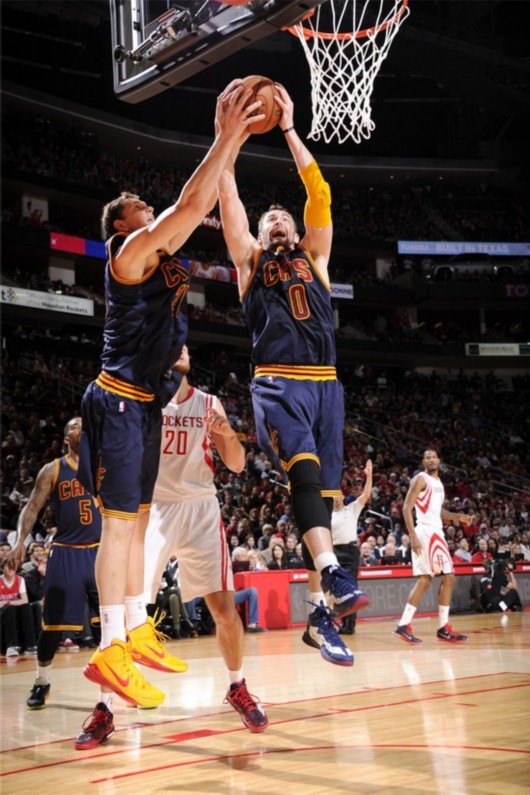 ļ˺תս̾շͦLBJ:ִ