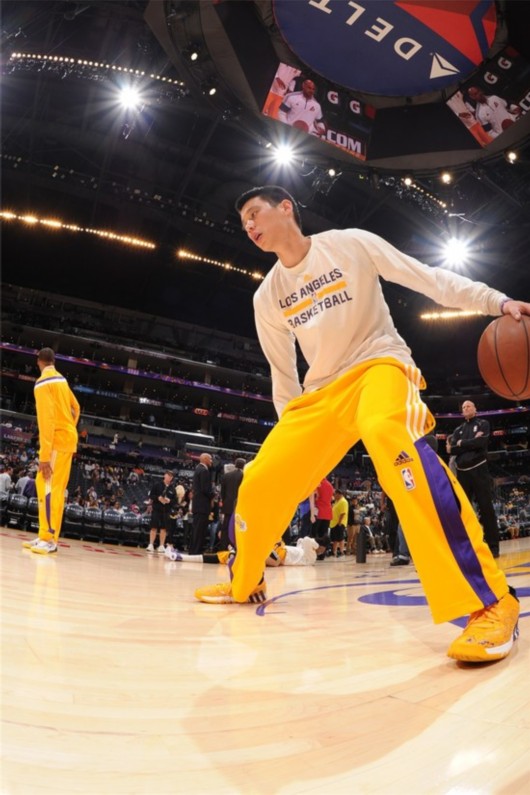 2ִ˼ֻ 󱳾Ӱָ8Ͷ1