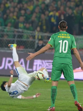 �г���4�֣�����2-0�껨