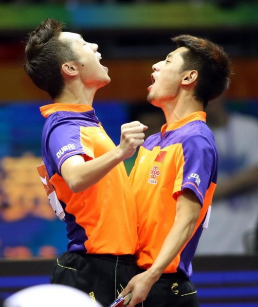 国梁脱衣 日本教练吃黄牌-比赛 刘国梁 许昕 张