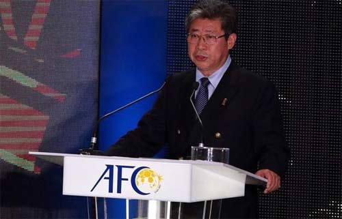 张吉龙表面风光 副主席难提高中国足球影响力
