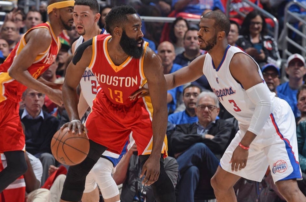 保罗复出里弗斯狂飙25分 快船狂胜火箭总分2-