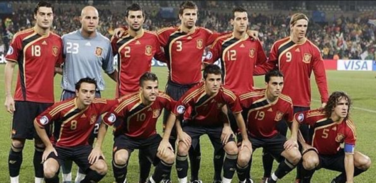 西班牙首发竟无皇马球员 巴萨4将让死敌蒙羞-