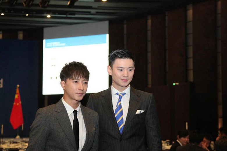 �к������쵼����̳ ��������������ϯ