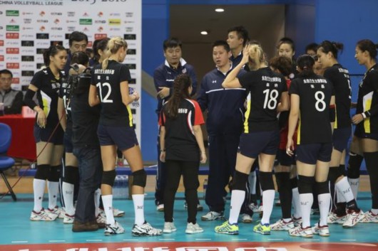 �Ϻ�Ů��ȱ��������ӱ�� С�����������ǿ