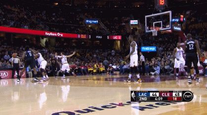 讽刺!保罗30+快船全输了 街球动作晃倒斗牛犬