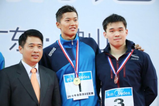 王立卓转项蛙泳后冉冉升起 称不识 亚洲蛙王