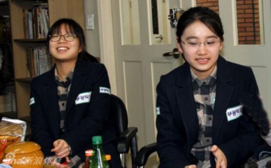 �޾����֮Ө�ں������������Ƕ���