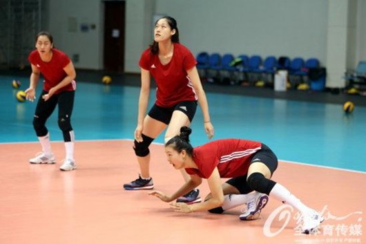 ���վ�Ӣ����Ů���������������ħŮ����