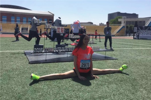 老师与学生共同组队征战 诠释#由我接棒#传承