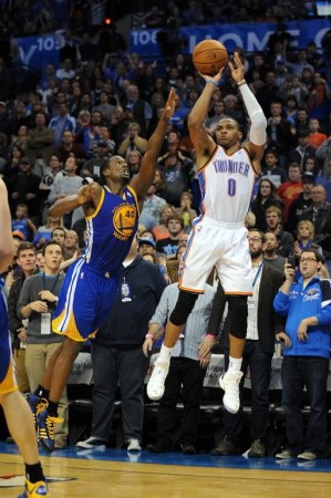 雷霆当年选库里今已逆天? 美记:或和维斯难共