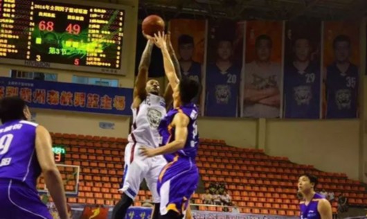 ������Ԯ��˹������Ч����CBA�㶫���Լ����ڶ�