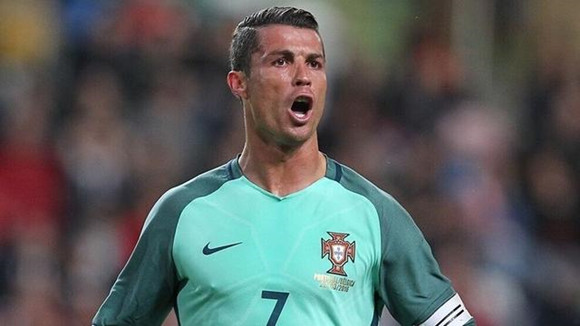 C罗透露三大足球偶像 坚信葡萄牙必夺欧洲杯-