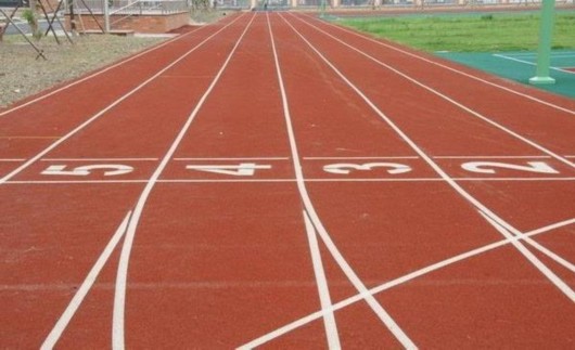 北京市全面排查中小学操场 成文标准正在制定