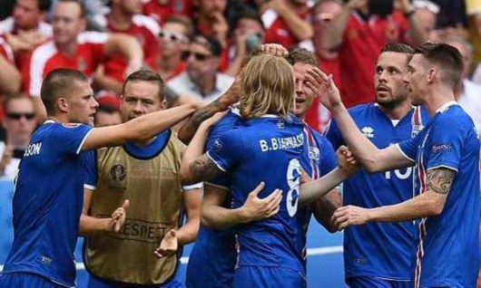 欧洲杯-奥地利错失点球良机 冰岛半场1-0领先