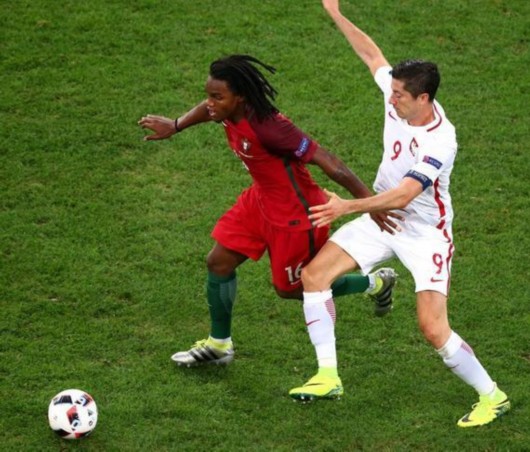 欧洲杯战术板:葡萄牙关键之星小将桑切斯