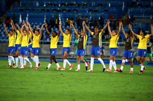 巴西女足获首胜主帅非常满意 大赞现场球迷给