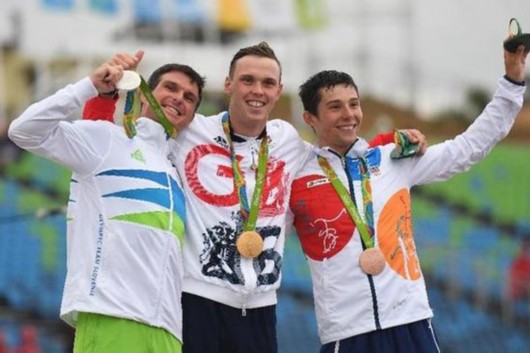 英国选手夺得皮划艇激流回旋男子单人皮艇冠军