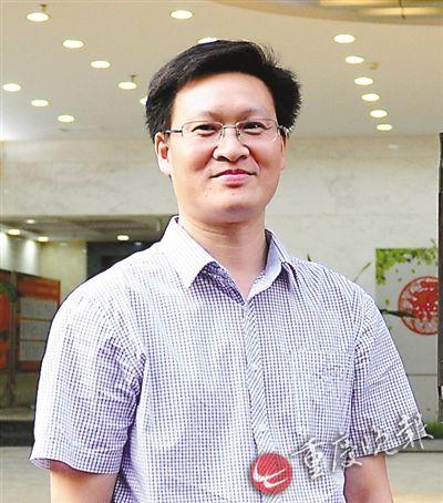 ���±���