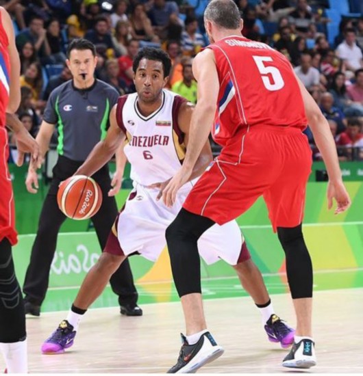 段铸-里约奥运国际篮联钦定的唯一中国篮球裁