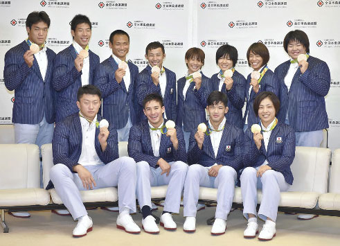 ͼƬĬ�ϱ���