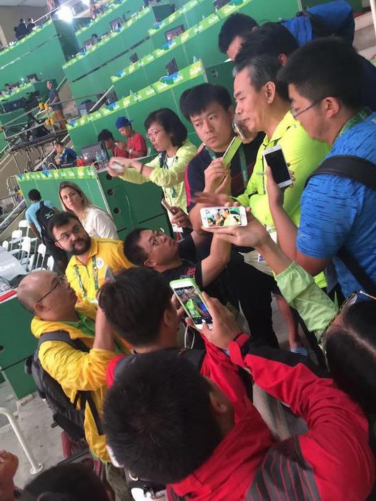 蔡振华大赞中国女排精神伟大:不像某些队不团