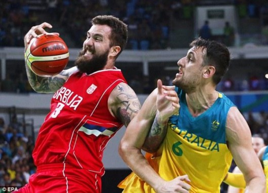 ���ˣ�Ϊ��������ս ʮ���˶�Ա����֤�����