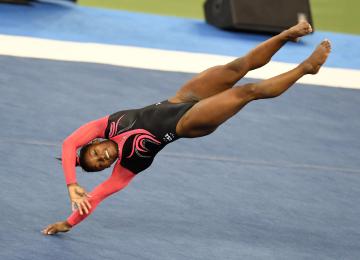 ���ĳɾͿ��Ȳ����غͷƶ���˹��������ʵ�����Ů��