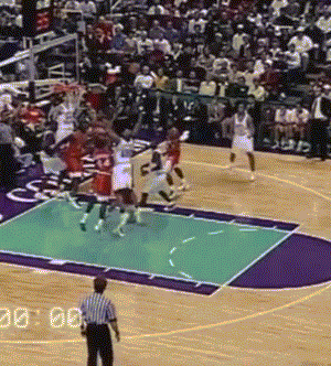 卡特20年前惊天一扣曝光 这平筐什么水平?