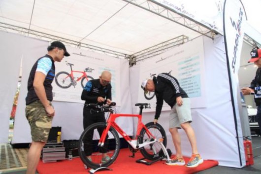 铁三自行车领域新贵速豹 助力IRONMAN 70.3合