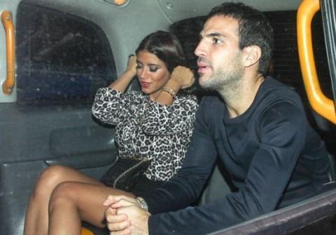 AC米兰2巨头亲抵切尔西购小法?妻子否认:编故