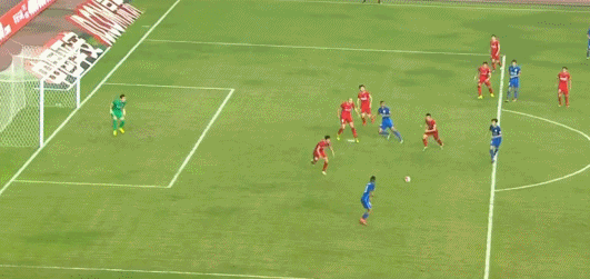 gif-特谢拉射门中立柱弹出 马丁内斯补射命中