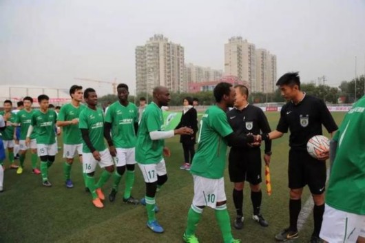 城市大学生足球赛北京未能晋级 韩旭鼓励队员