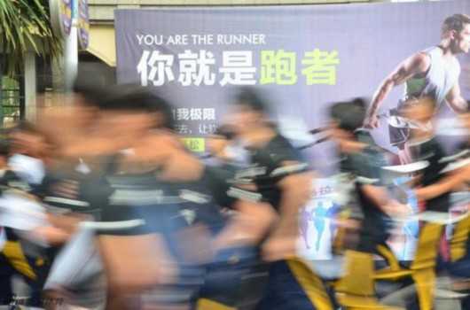 ���۶��ҽ��������ͬ�����ݣ��¶����٣�������Զ��