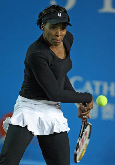 香港赛 威莎 巅峰对决 莎娃不屑大威穿自家品牌