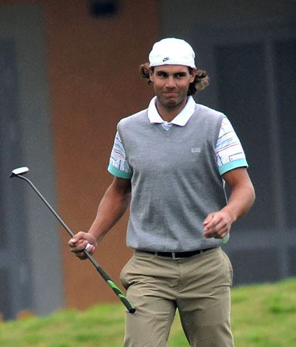 纳达尔马洛卡度假玩高尔夫 备战红土赛心态轻