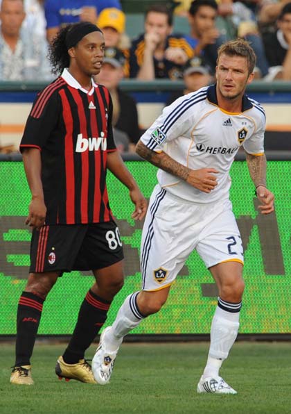 热身赛-因扎吉携新援破门小贝反戈 米兰2-2银河