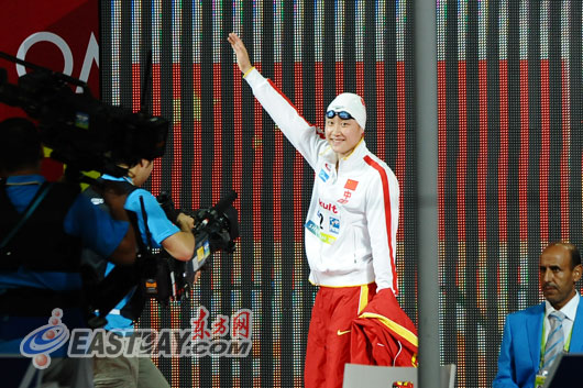 女子100米蝶泳半决赛 陆滢第二刘子歌惊险晋级
