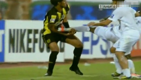 弹腿+飞踢场面火爆