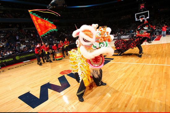把中国新年变成NBA传统活动 创史上最大规