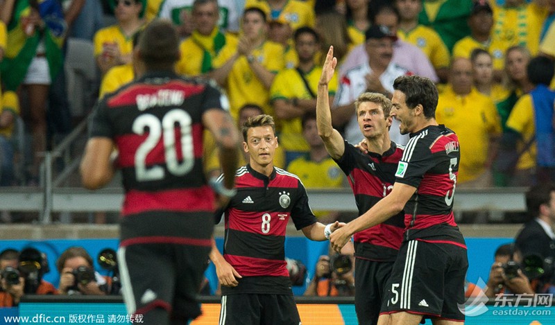 半决赛-德国18分钟5球打爆巴西 半场5-0领先巴