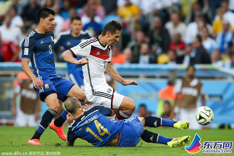 世界杯-铁卫中柱格策加时绝杀 德国胜阿根廷夺
